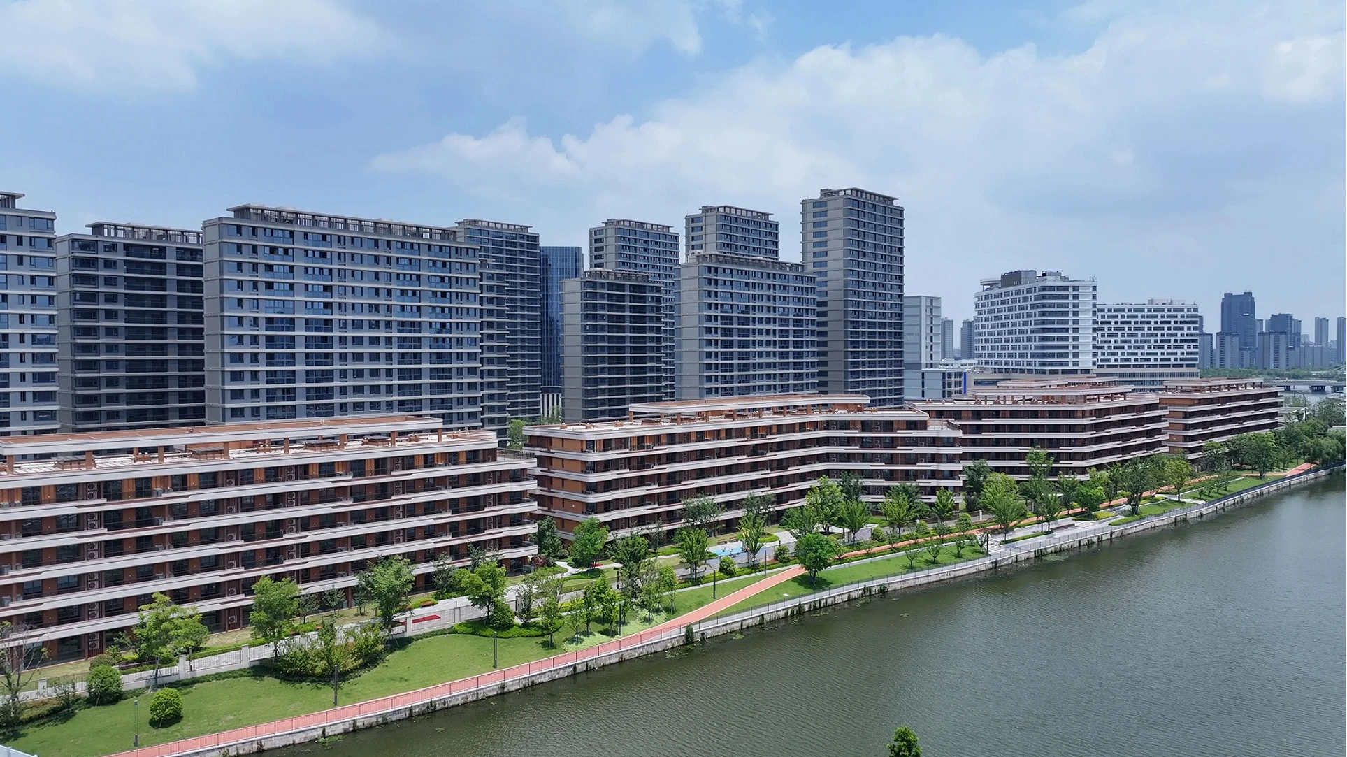 1762326597299324.webp a0b47146caecad0e5ff2817e41280049.webp